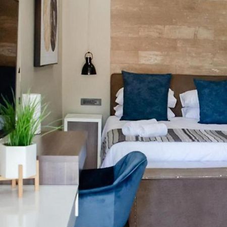 The Royal Guest House Klerksdorp Ngoại thất bức ảnh