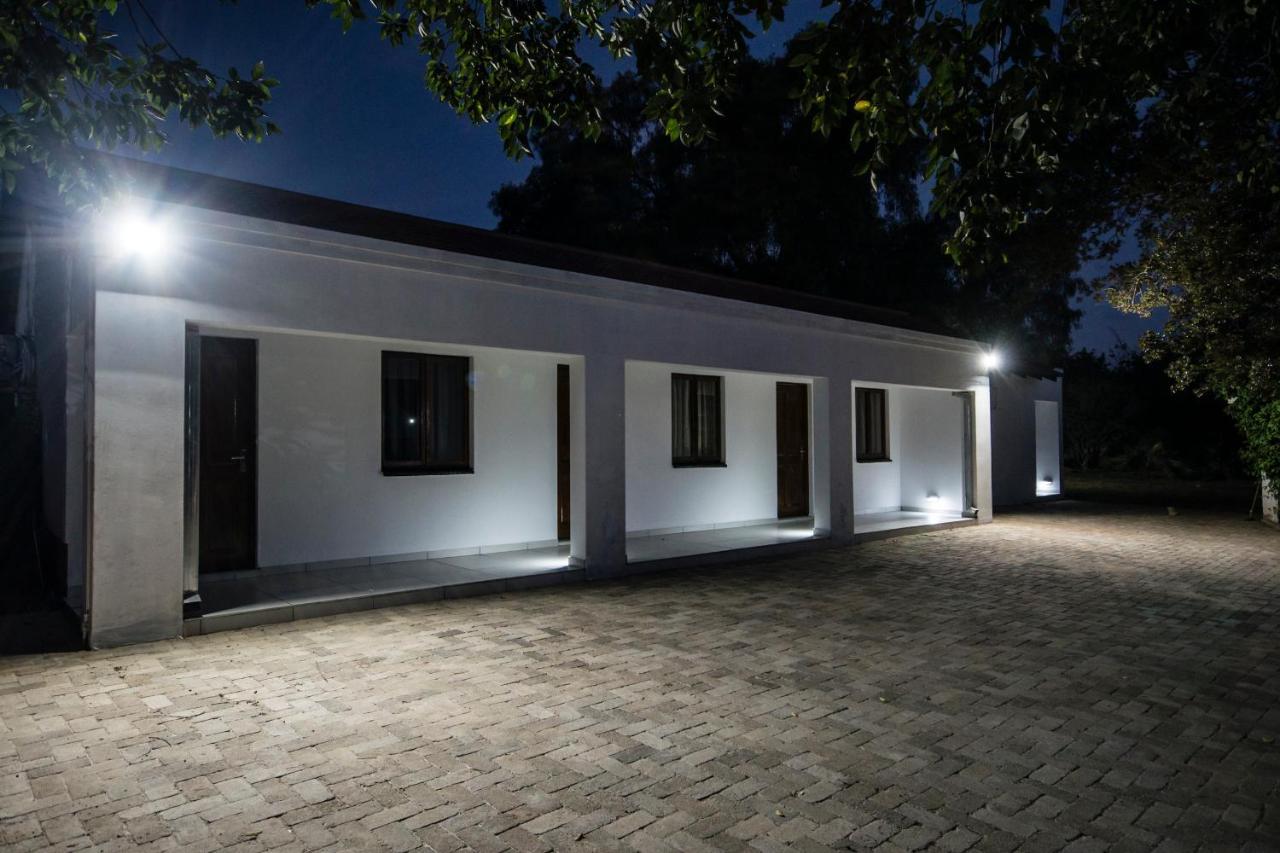 The Royal Guest House Klerksdorp Ngoại thất bức ảnh