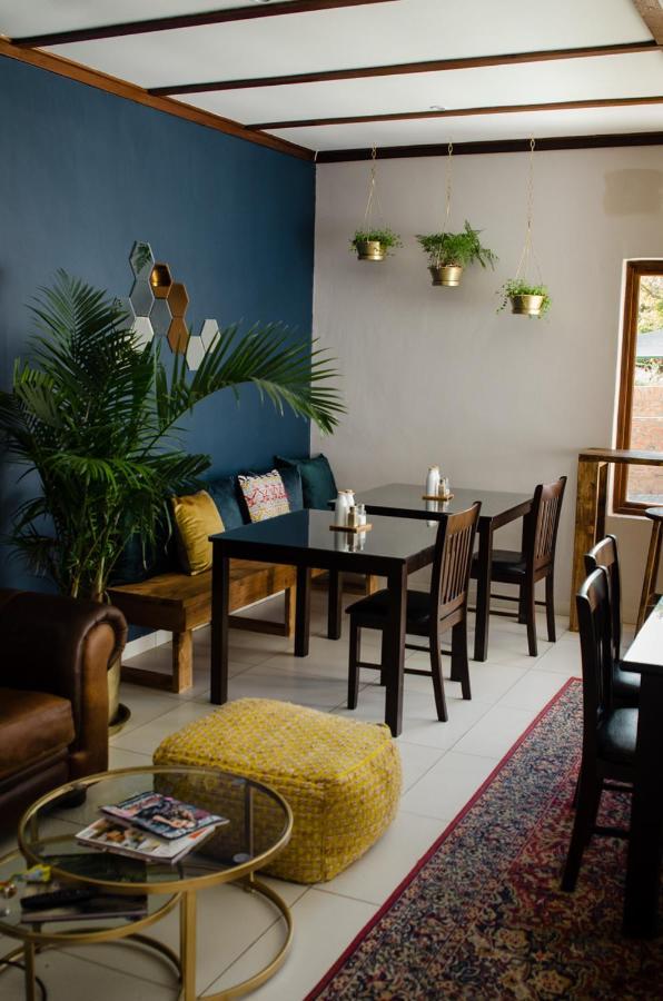 The Royal Guest House Klerksdorp Ngoại thất bức ảnh