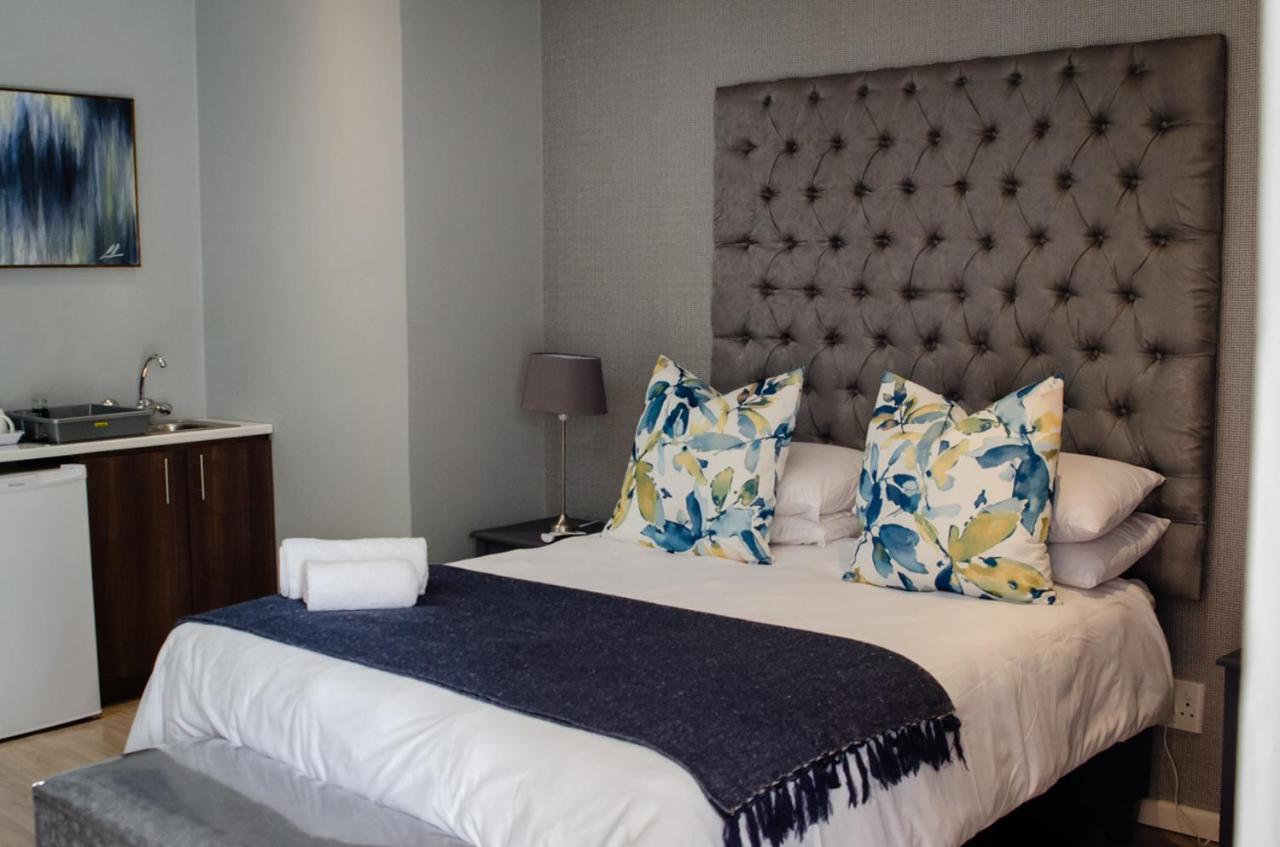 The Royal Guest House Klerksdorp Ngoại thất bức ảnh
