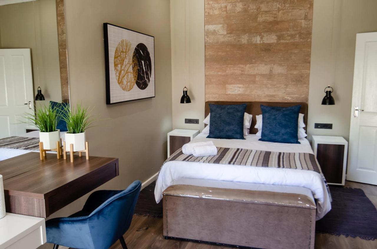 The Royal Guest House Klerksdorp Ngoại thất bức ảnh