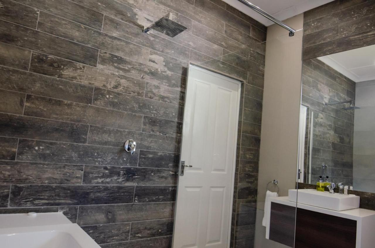 The Royal Guest House Klerksdorp Ngoại thất bức ảnh